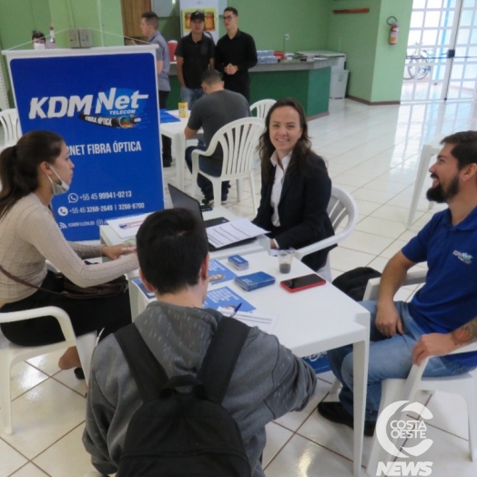 Com aproximadamente 100 admissões, 1ª Feira de Empregos em Santa Helena supera expectativas