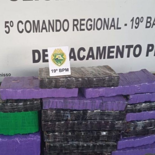 Com auxílio do helicóptero, PM apreende droga e prende traficante em Diamante do Oeste