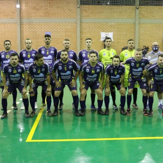 Com hat-trick de Guto, Santa Helena vence São João e mantem 100% na Bronze