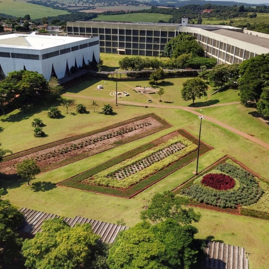 Com muitas novidades, Unioeste abre inscrições para vestibular com 1.260 vagas