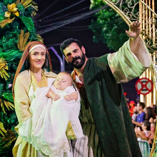 Companhia Despertar e Coral da Itaipu vão emocionar público no Natal Águas e Luzes