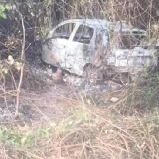 Corpo carbonizado é encontrado dentro de carro, em Serranópolis do Iguaçu