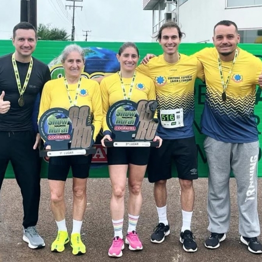 Corredoras de São Miguel Runners se destacam na Corrida Show Rural em Cascavel