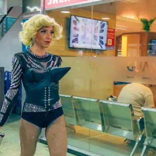 Cresce movimento à espera do show de Madonna em Copacabana