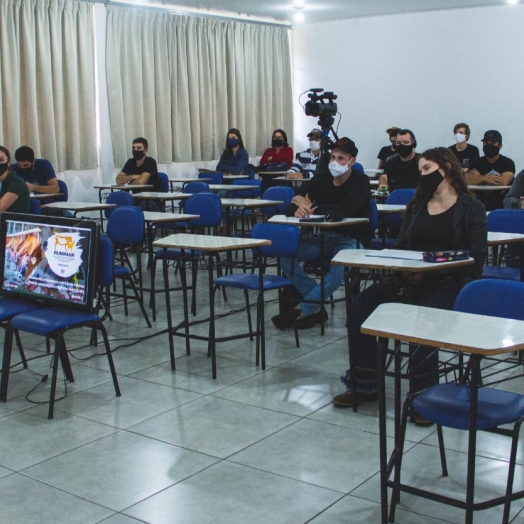 Curso de Nutrição em Bovinos Leiteiros da UNIGUAÇU fortalece a cadeia produtiva de leite na Região Oeste do Paraná