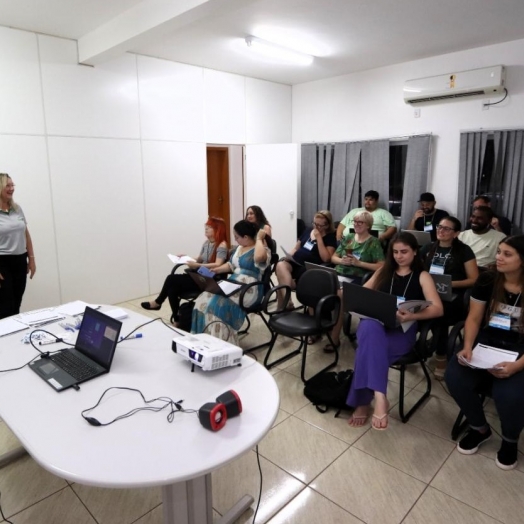 Curso sobre pregão eletrônico capacita empreendedores em Santa Helena