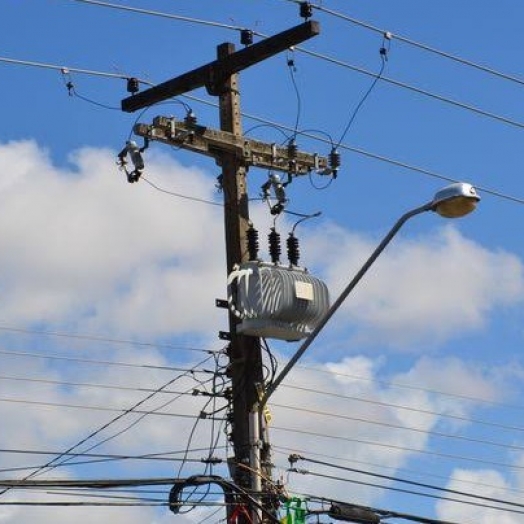 Curto-circuito em rede elétrica interrompe fornecimento de energia em São Miguel do Iguaçu