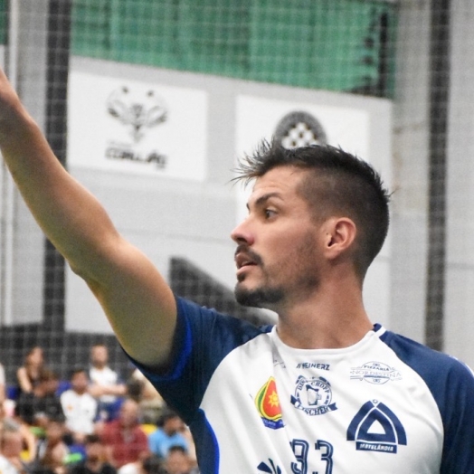 Dedey está de volta e faz a diferença na vitória da ADEMA Matelandia no futsal