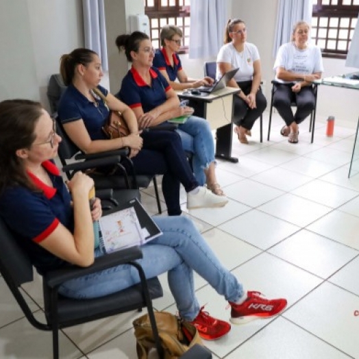 Diretores de Missal celebram conquista Selo Ouro da Alfabetização com nota máxima