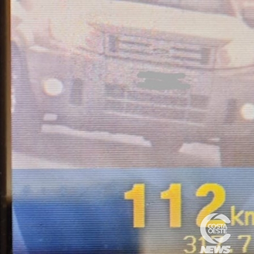 Em Santa Helena, PRE flagra 30 veículos trafegando acima da velocidade neste domingo de Páscoa