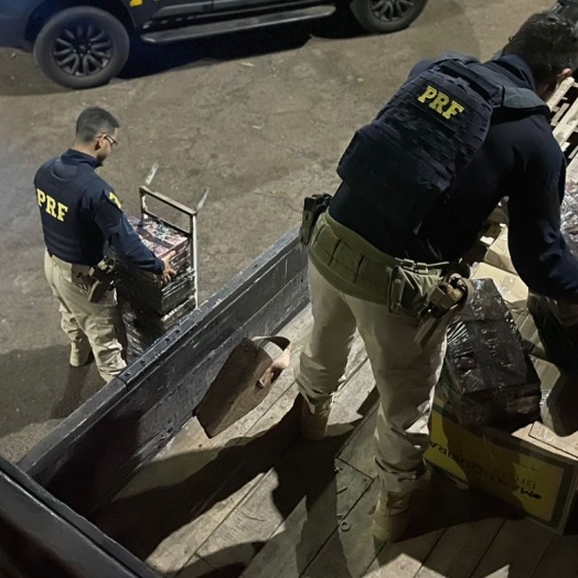 Em Santa Terezinha de Itaipu (PR), PRF apreende mais de 340 quilos de maconha escondida em caixas de ovos