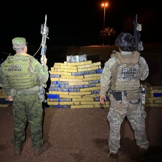 Embarcação com uma tonelada de maconha é apreendida em Santa Helena