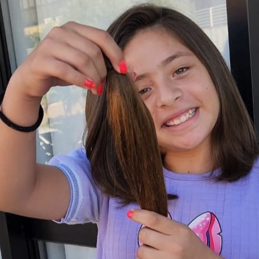 Estudante de 11 anos doa cabelo para crianças com câncer em gesto de solidariedade em São Miguel do Iguaçu