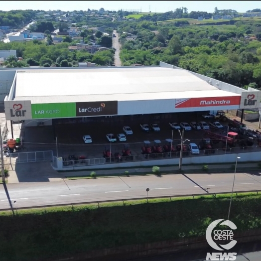 Expedição Costa Oeste - Visita a Lar Máquinas para conhecer os tratores Mahindra