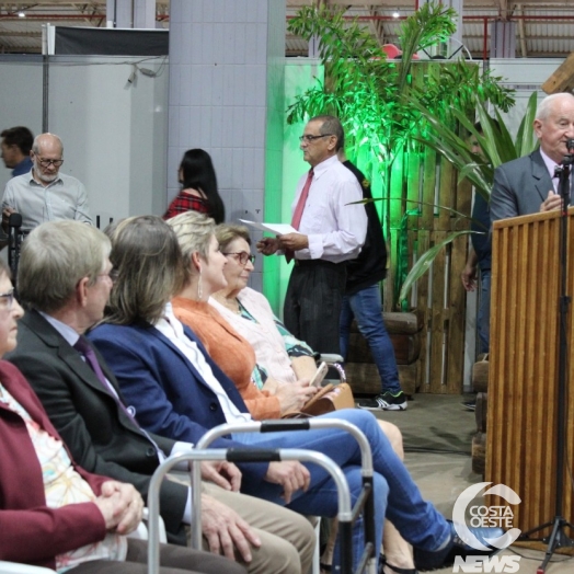 Expo Rios 2022 é aberta oficialmente e primeira noite conta com grande público, rodeio e show