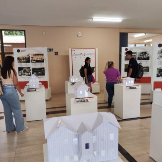 Exposição “ORIGEM: Raízes históricas da colonização de Medianeira” se torna itinerante