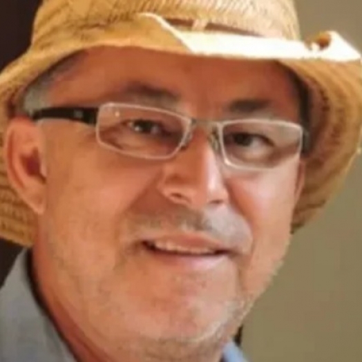 Família e amigos se despedem de Álvaro Martins, o radialista “caipira”