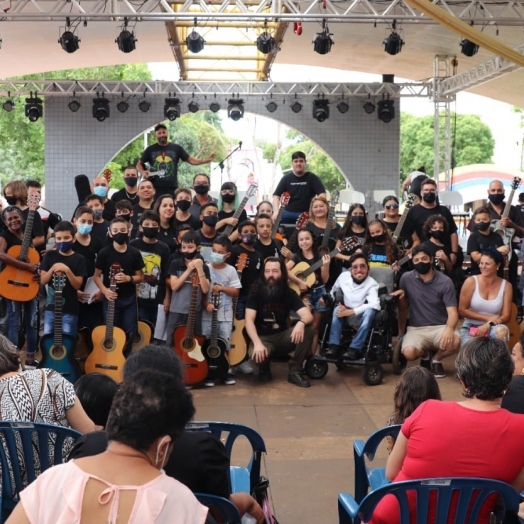 Feira do Artesão e 1º Festival de Oficinas Culturais marcam o último domingo em Guaíra
