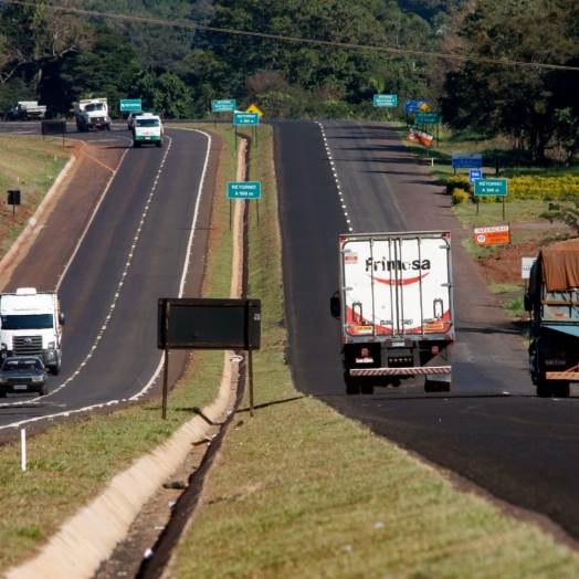 Paraná prepara fiscalização de cargas pesadas com balanças nas rodovias estaduais