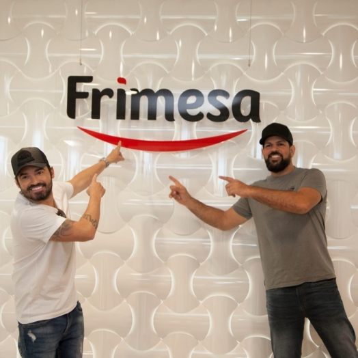 Fernando e Sorocaba visitam a Frimesa