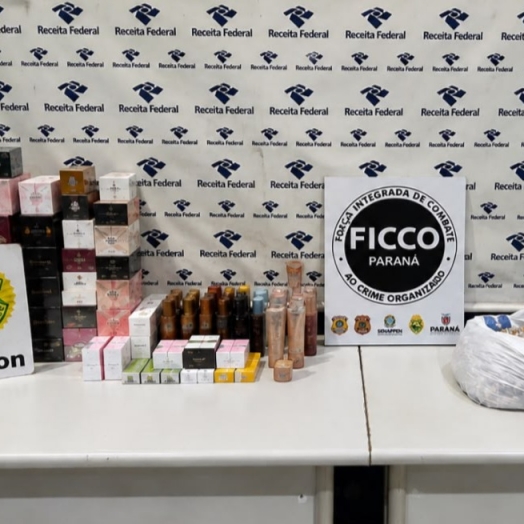 FICCO/PR prende três pessoas com mercadorias contrabandeadas em Cascavel