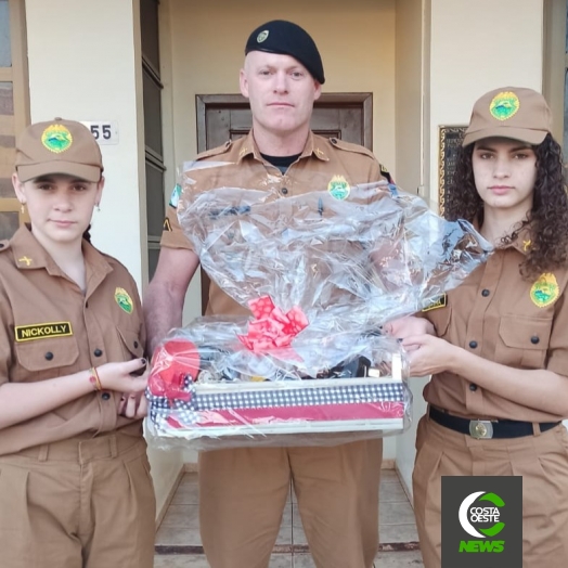 Filhas vestem farda da Polícia Militar para homenagear policial em Itaipulândia