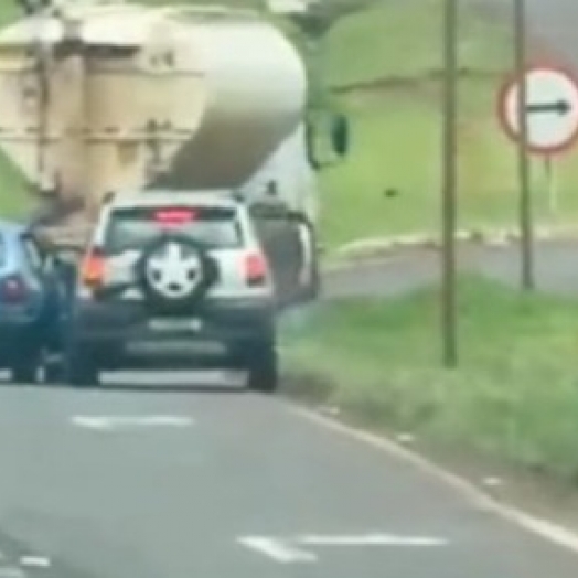 Flagrante mostra assalto na BR-277, em Medianeira