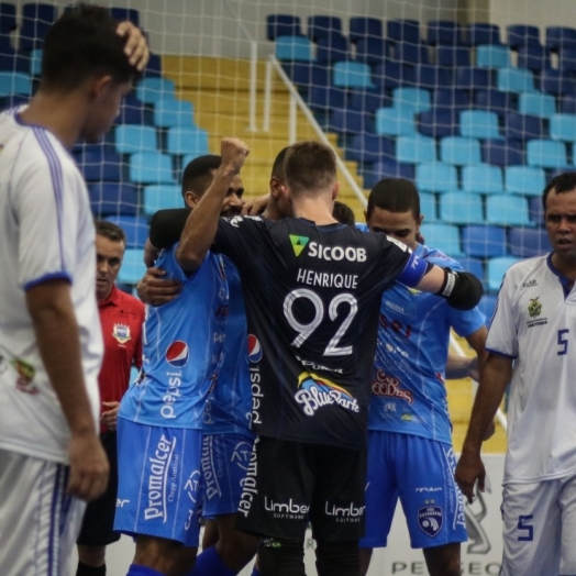 Foz Cataratas vence na estreia da Taça Brasil