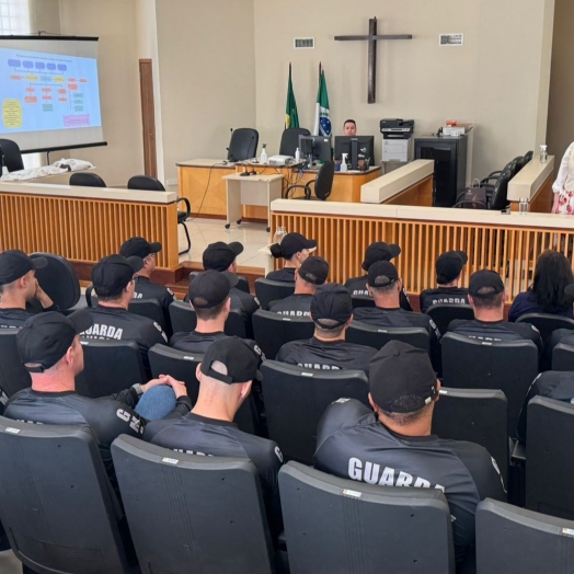 Futuros Guardas Municipais participam de palestra e visita técnica ao Fórum Estadual
