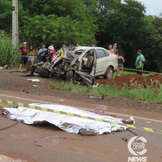 Grave acidente deixa dois mortos na PR 495, entre Santa Helena e Entre Rios do Oeste