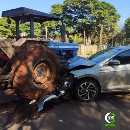 Grave colisão envolve veículo e trator na PR 488 em Diamante do Oeste