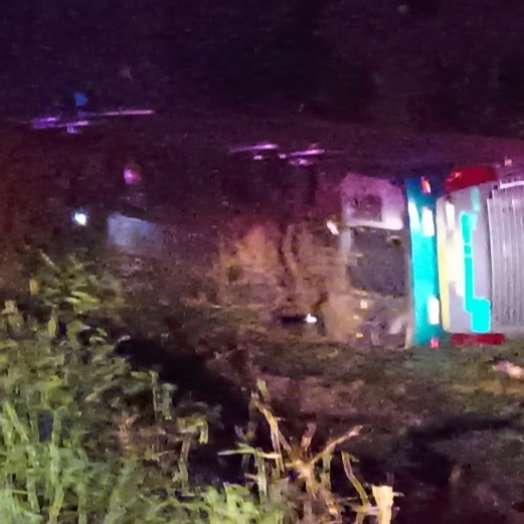 Gravíssimo acidente com ônibus é registrado na BR-163 entre Marechal e Mercedes