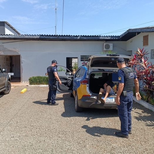 Guarda Municipal de São Miguel do Iguaçu conduz homem  por posse de droga