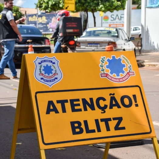 Guarda Municipal de São Miguel do Iguaçu e SMITRANS realizam blitz educativa alusiva a Semana Nacional do Trânsito