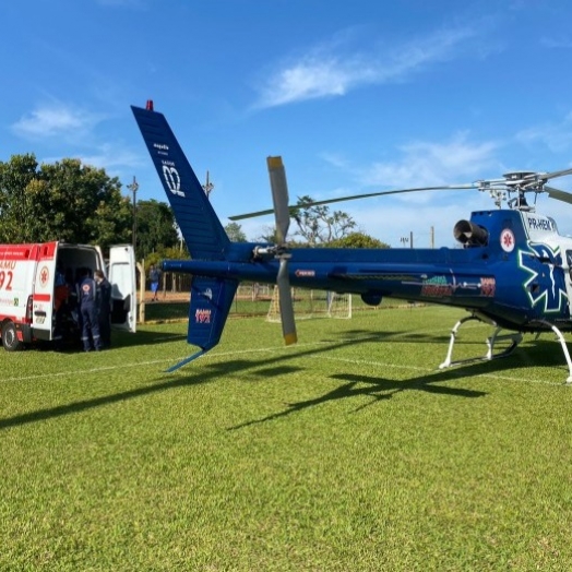 Helicóptero do Consamu transfere paciente de Santa Helena para hospital de Toledo