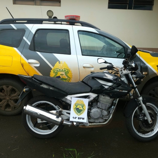 Homem de 27 anos é preso em Missal com motocicleta adulterada e placa paraguaia artesanal