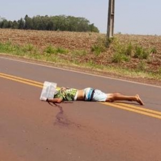 Homem transtornado é atropelado na PR 495, em Missal