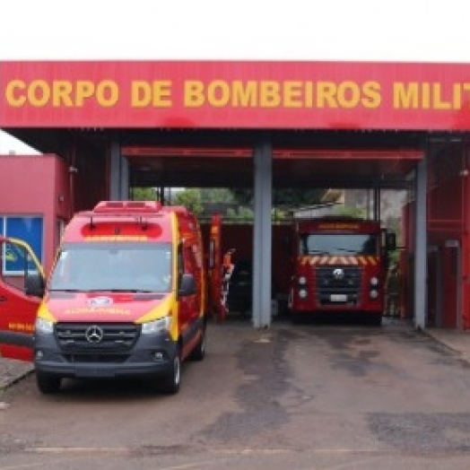 Incêndio em residência consome casa em São Miguel do Iguaçu; casal é atendido por inalação de fumaça