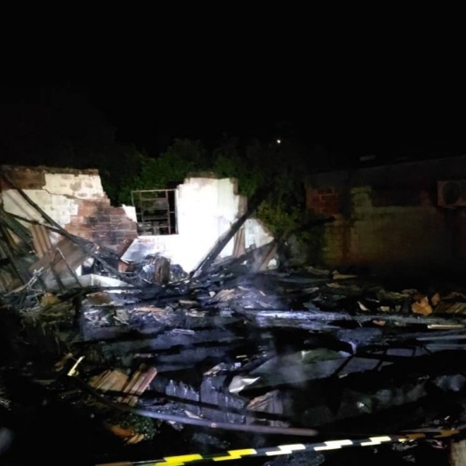 Incêndio em residência deixa uma vítima fatal em Itaipulândia