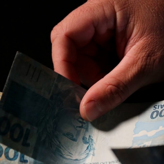 INSS começa a pagar antecipação da primeira parcela do 13º salário