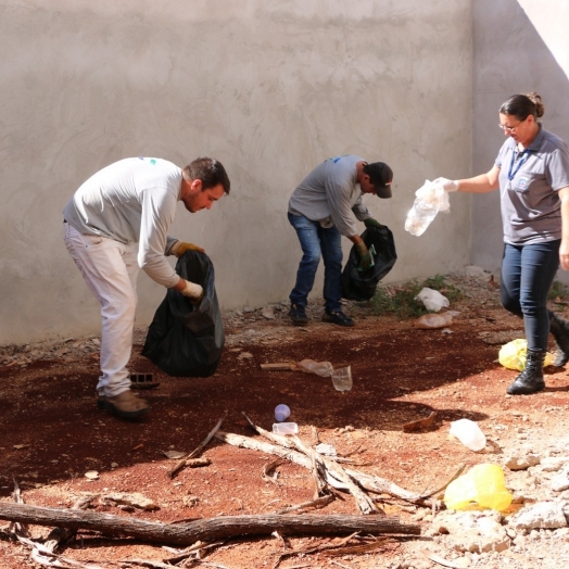 Integrantes da Administração, lideranças empresariais, religiosas e comunitárias continuam campanha contra dengue em Santa Helena