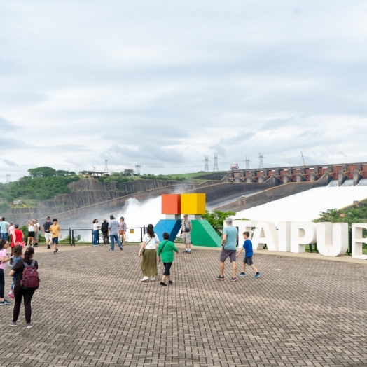 Itaipu recebeu 48.567 visitas em novembro, 12,6% a mais do que em 2022