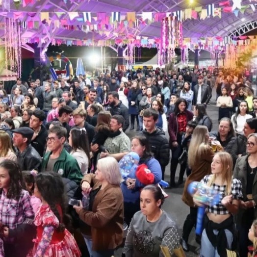 IV Arraial Junino garante sucesso de público em São Miguel do Iguaçu