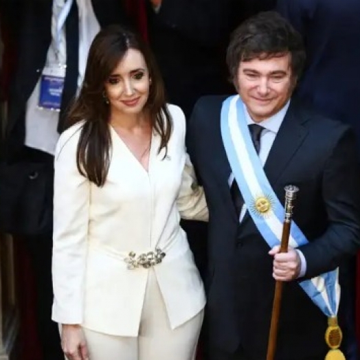 Javier Milei toma posse como novo presidente da Argentina