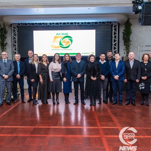 Lançamento de livro conta a história dos 50 anos da ACIME
