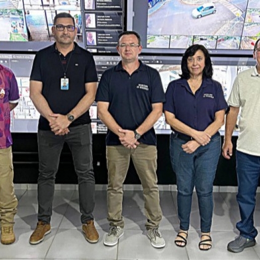 Lideranças da região conhecem o sistema de videomonitoramento e a estrutura de segurança de São Miguel do Iguaçu