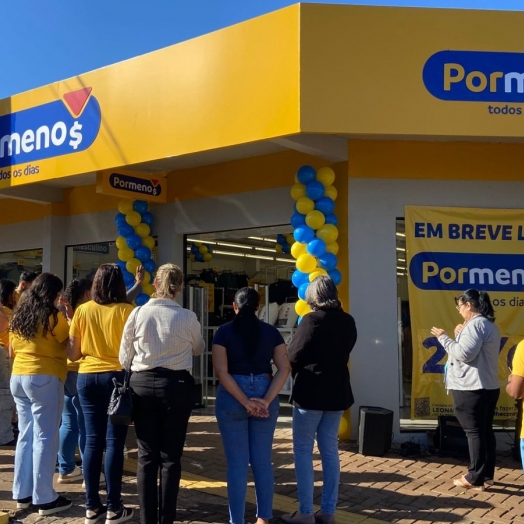 Loja Por Menos Inaugura em São Miguel do Iguaçu com Festa e Benção