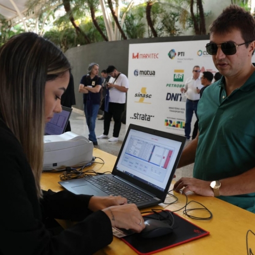 Maior evento de infraestrutura de transportes do País acontece em Foz do Iguaçu