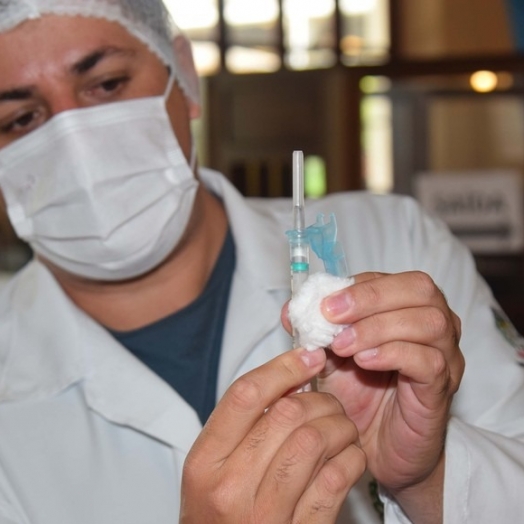 Mais de 20 mil doses de vacinas contra a Covid-19 foram aplicadas no final de semana