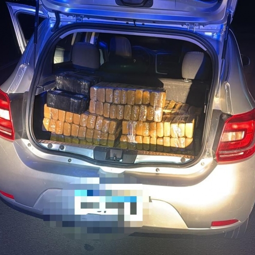 Mais de 200 kg de substância análoga à maconha são retidos pela Receita Federal